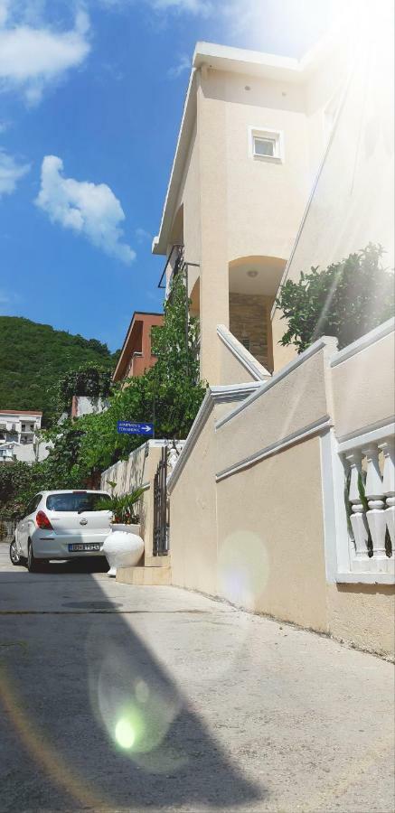 Apartments & Studios Tomanovic Budva Luaran gambar